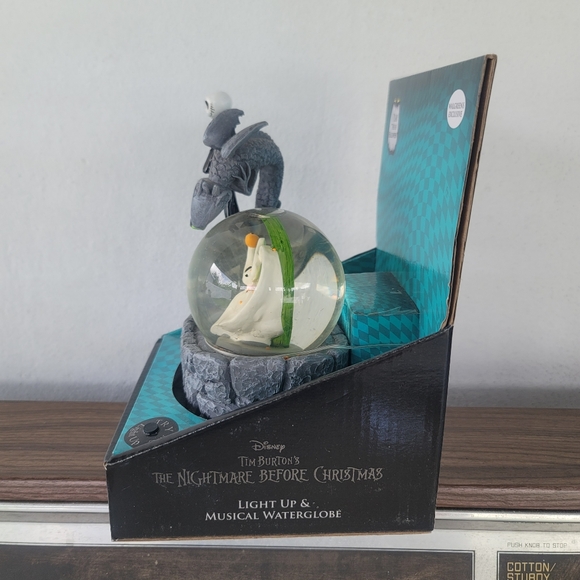 🆕 NBC Music Waterglobe 🔮 - Picture 5 of 5